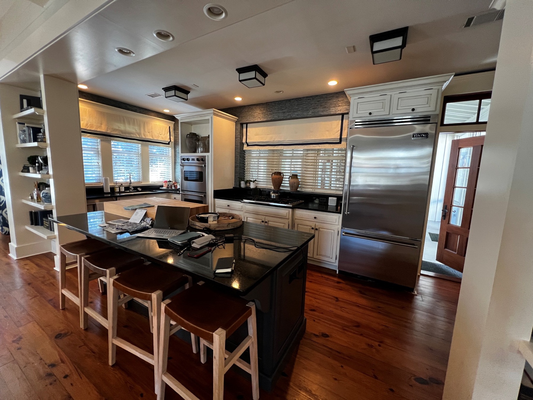 The same kitchen before